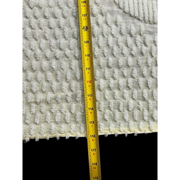 Vtg Chenille Yellow Daisy Flower Bedspread Fringe Edge 97” X 116” Full Sized - Picture 7 of 8